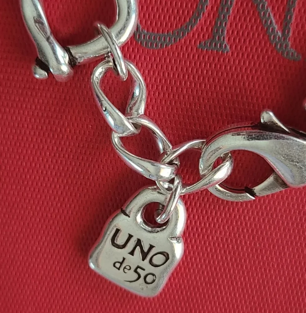 UNO de 50 Bracelet • Perla Mosqueta • BN
